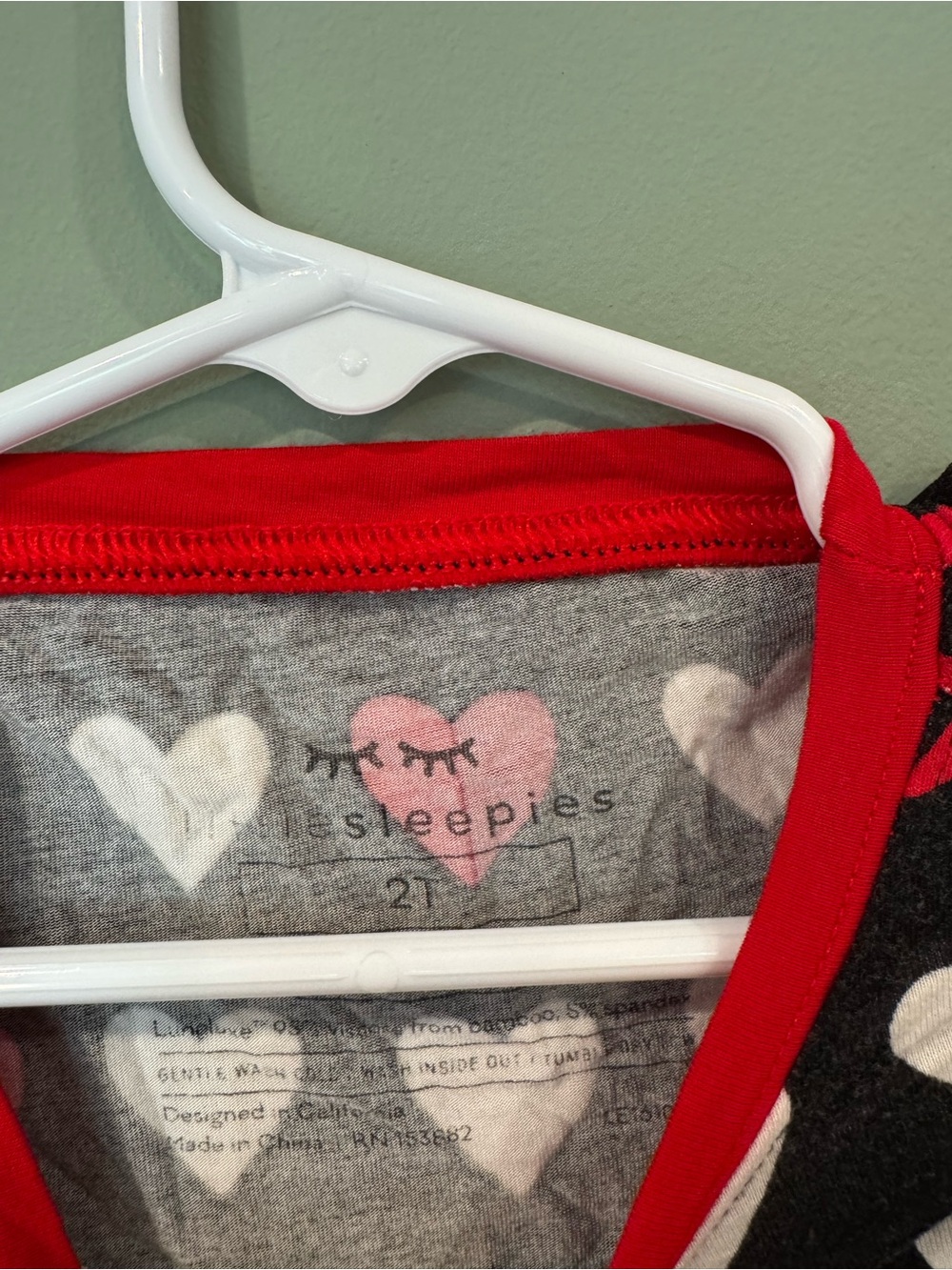 LITTLE SLEEPIES 2 piece toddler
Bamboo pajama set - Picture 5 of 7